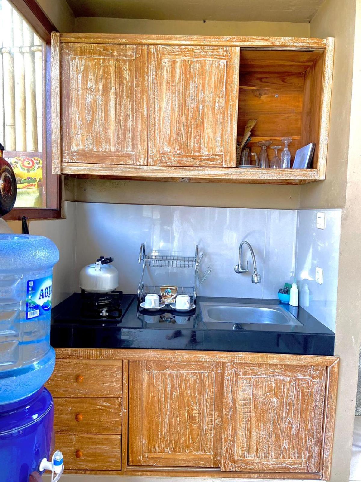 Ayis House Bed & Breakfast *