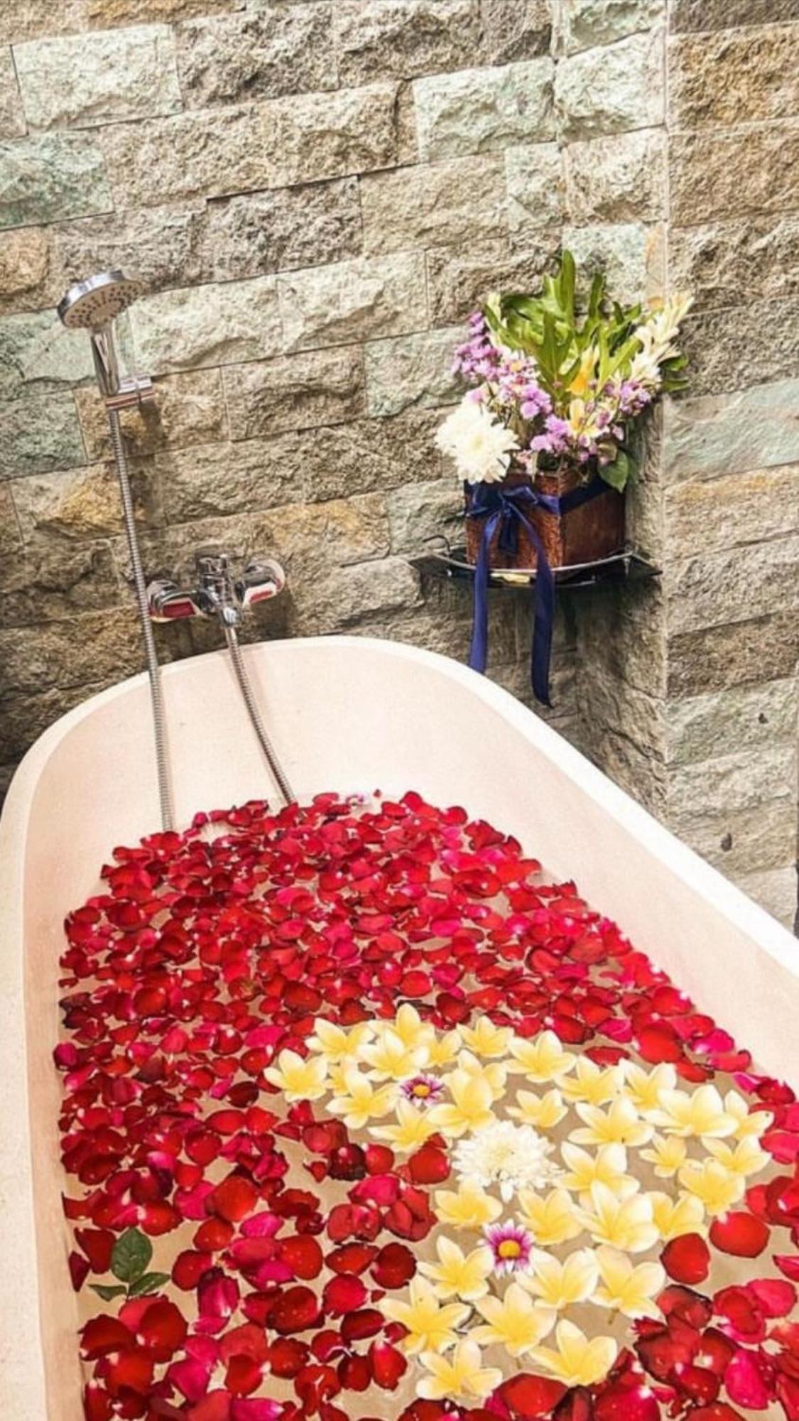Ayis House Bed & Breakfast